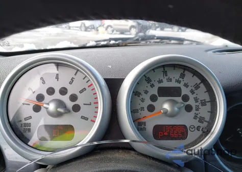 2006 Mini Cooper z USA, uszkodzony, nr VIN WMWRC335X6TJ75545